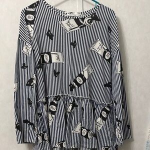 Zara Women’s Medium Navy, Black and White Peplum Top